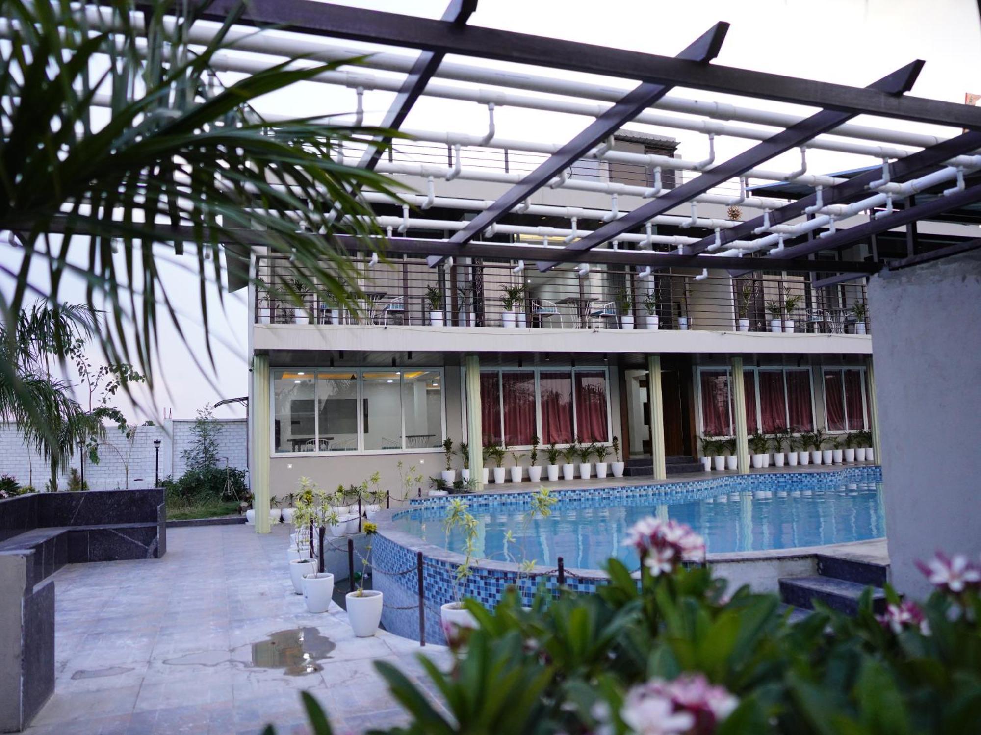 Fun O Farm Luxury Farm Villa Indore Exterior foto
